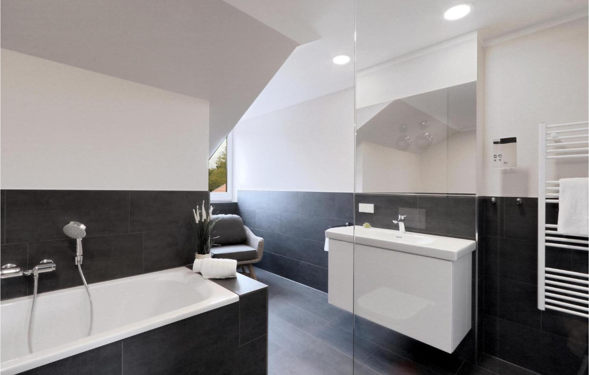 Stunning apartment in Ostseebad Boltenhagen with 1 Bedrooms, Sauna&WiFi Exterior foto