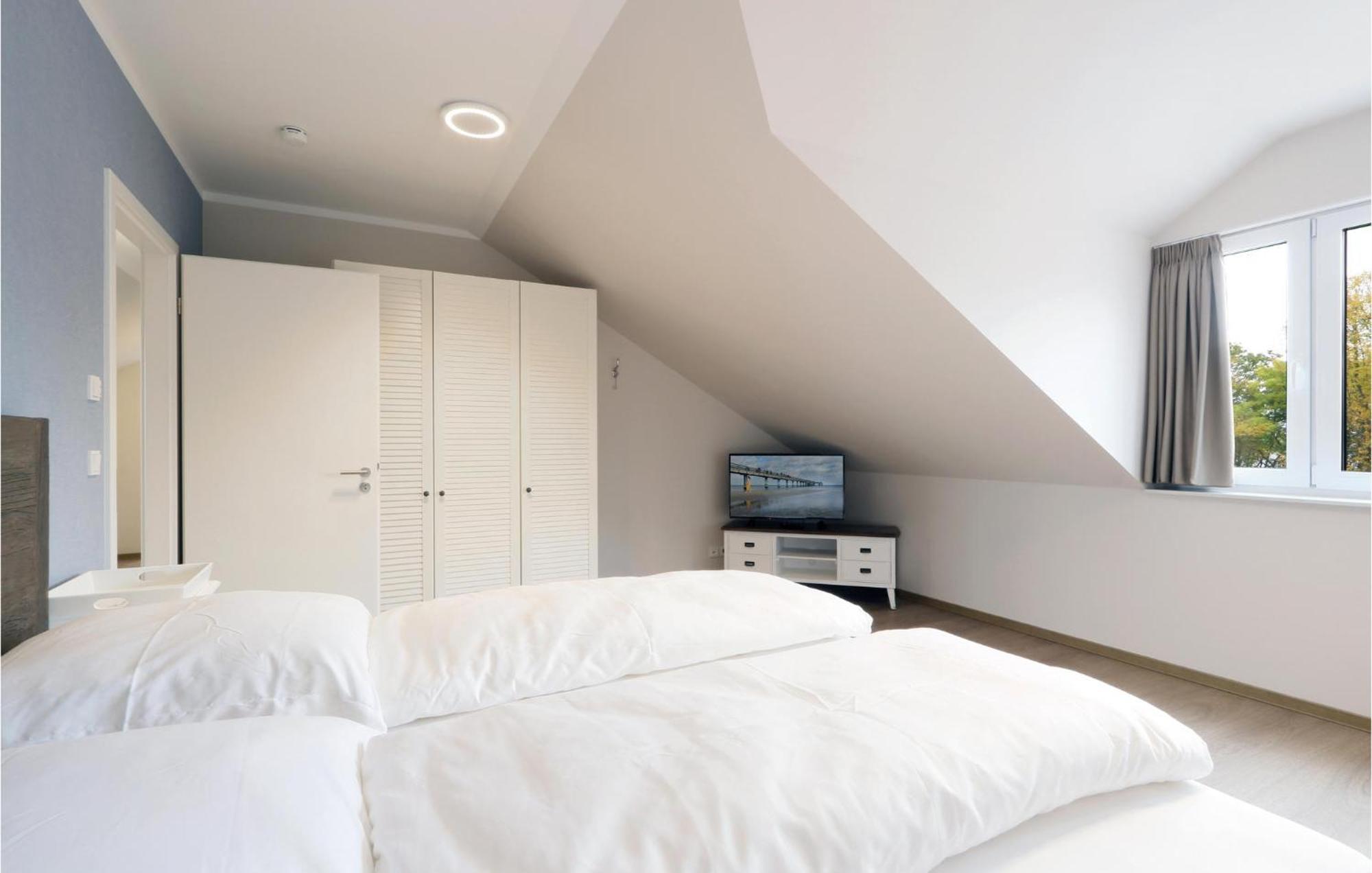 Stunning apartment in Ostseebad Boltenhagen with 1 Bedrooms, Sauna&WiFi Exterior foto